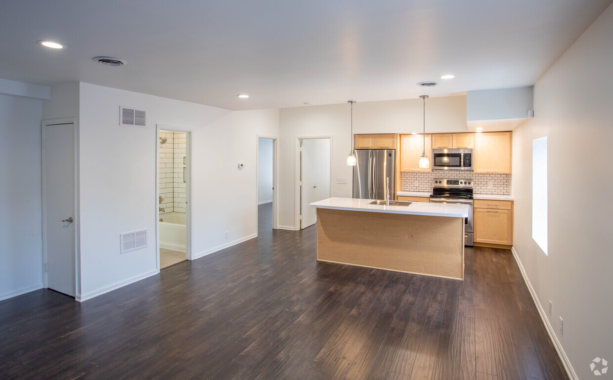 Foto principal - 921-925 N 3rd St (928-932 James St)