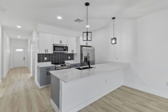 Foto del edificio - 8251 Dimstead St