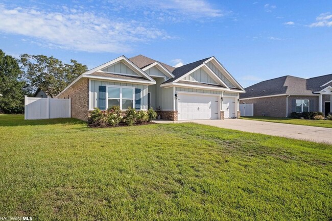 Building Photo - Charming 4BR House in Daphne