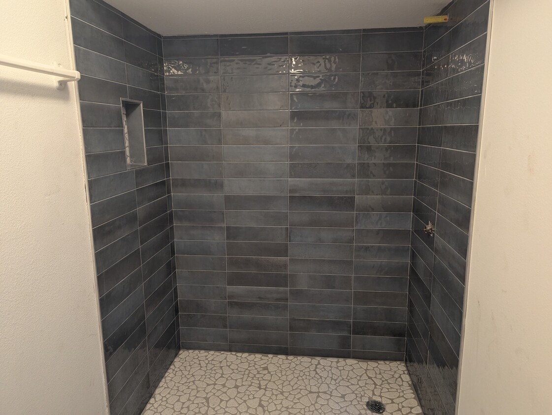 Building Photo - 500 Park Blvd S