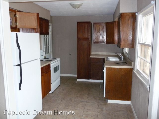 Foto del edificio - 3 br, 1 bath House - 4303 NW Ridgecrest Dr.