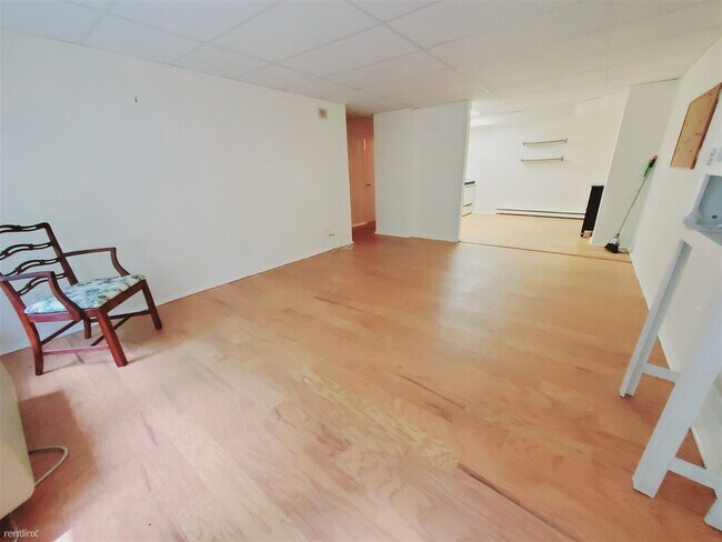 Foto del edificio - 100 Woodside Green