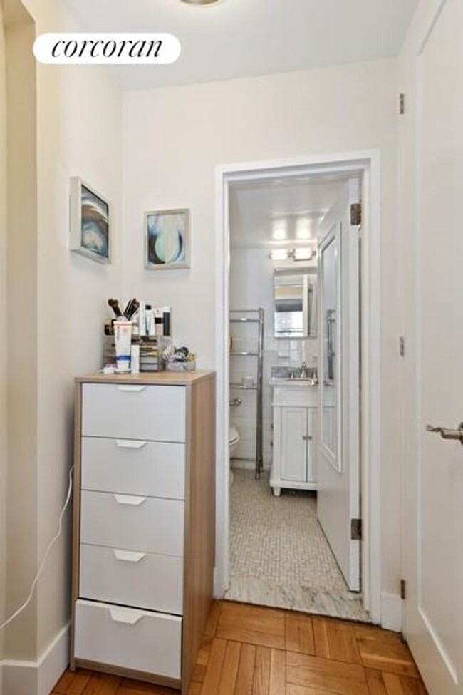 Foto del edificio - 35-41 E 38th St