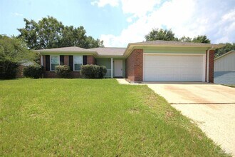 Building Photo - 4631 Northpointe Cir