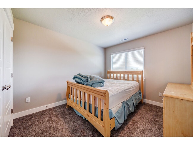 Building Photo - 1837 W 680 S