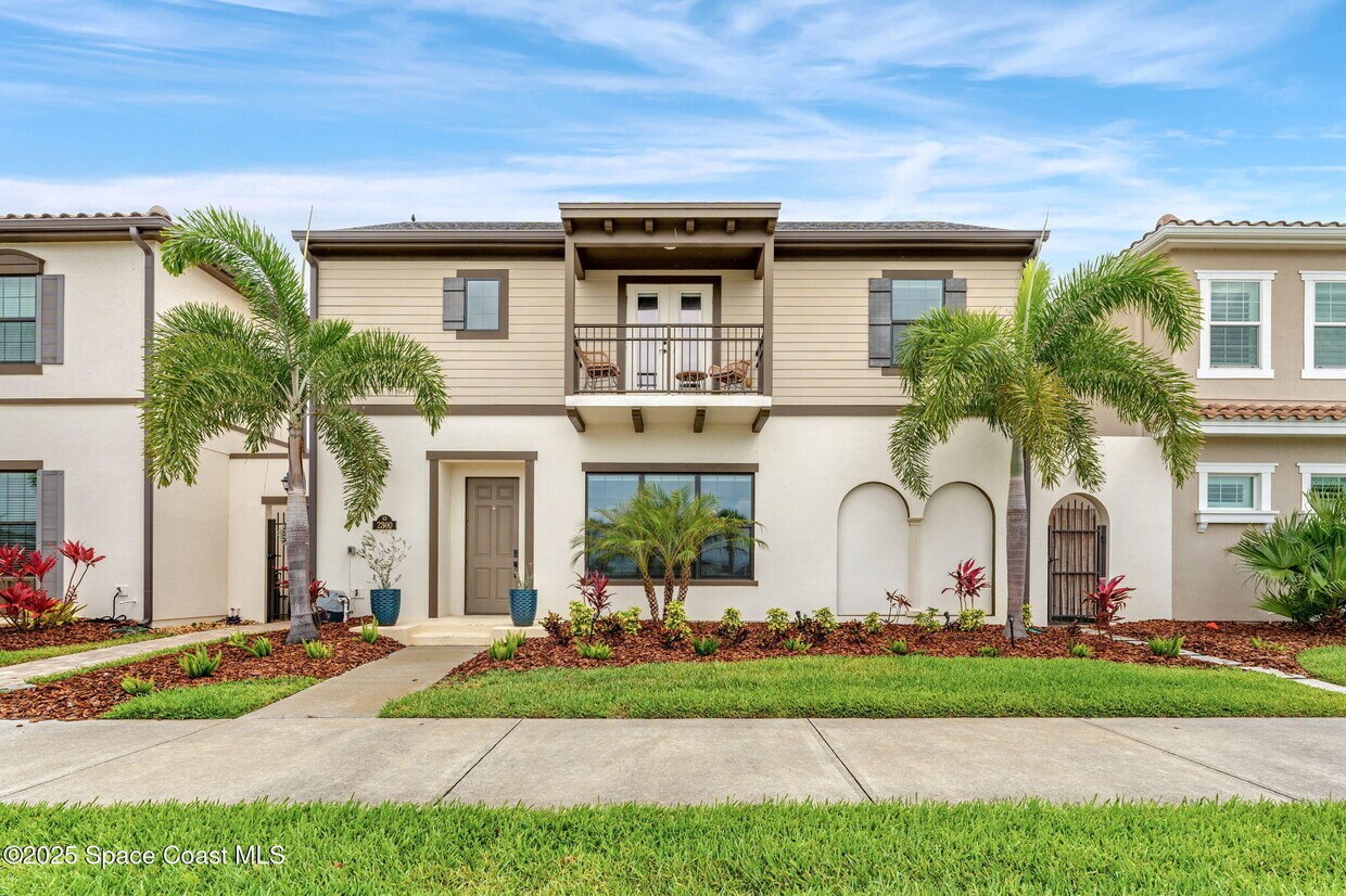 Foto principal - 2300 Addison Dr