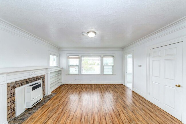 Foto del edificio - 1308 S Van Ness Ave