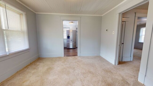 Foto del edificio - 3405 Rock Quarry Rd