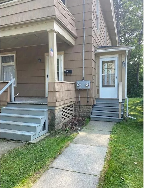 Building Photo - 272 Syracuse Ave