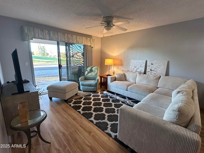 Foto del edificio - 9264 W Morrow Dr