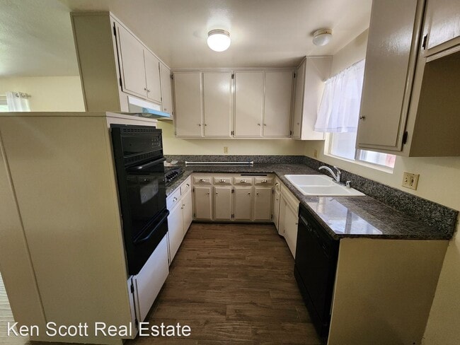 Building Photo - 3 br, 2 bath House - 5522 Acacia Ave