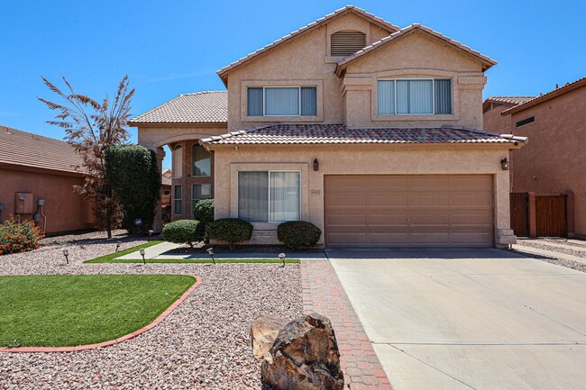 Building Photo - RV GATE! Lovely 4 bedroom, 3 bathroom home...