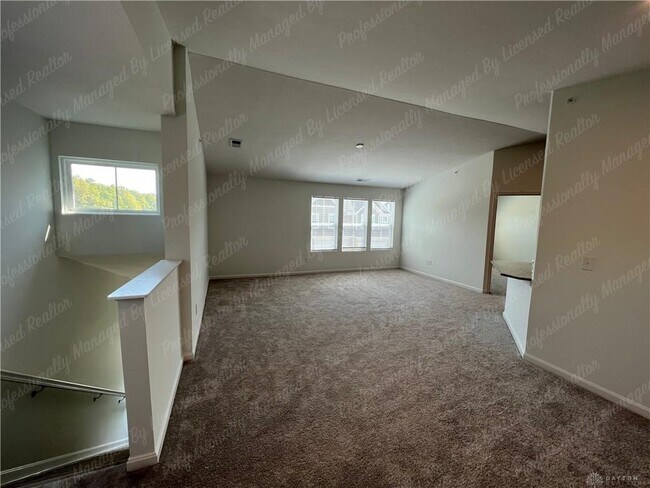 Building Photo - 1631 Honey Tree Pl