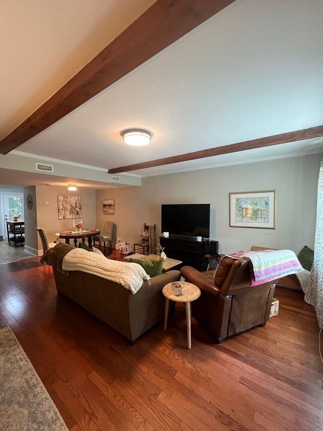 Building Photo - Townhome for Rent