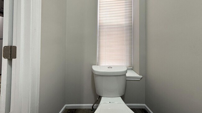 Building Photo - Charming 3BR/1.5BA Updated Home in Philadelphia