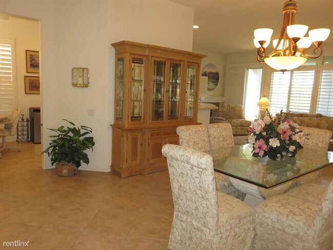 Building Photo - 2 br, 1.5 bath House - 80208 Royal Birkdal...