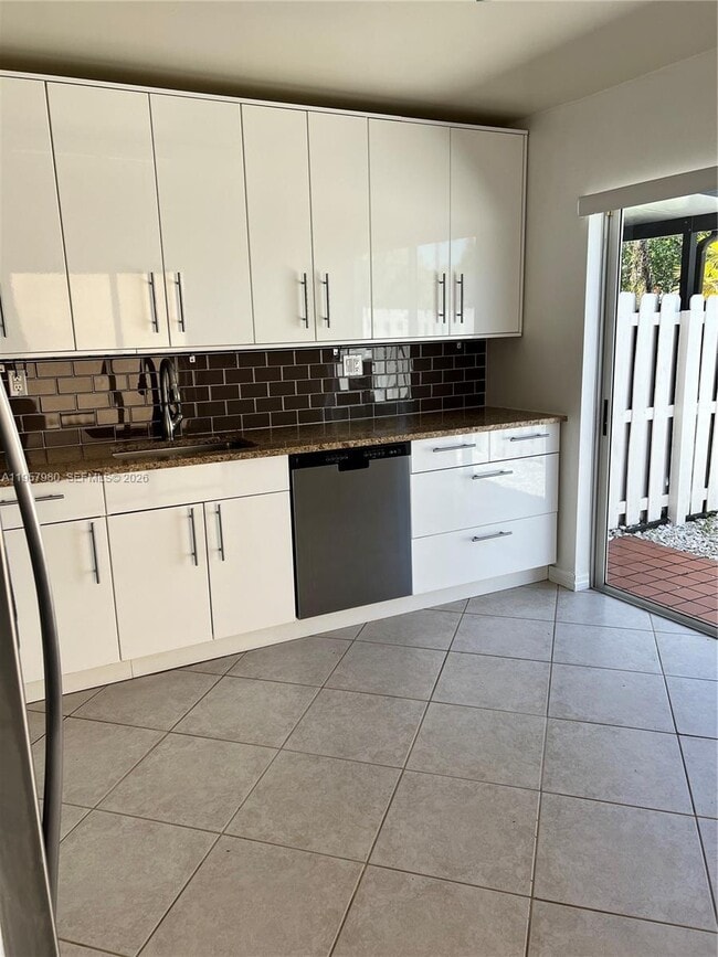 Foto del edificio - 3810 SW 153rd Pl