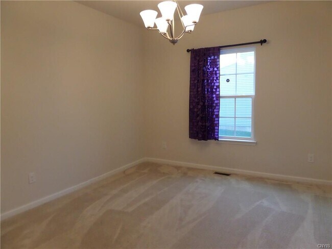 Building Photo - 111 Milan Way