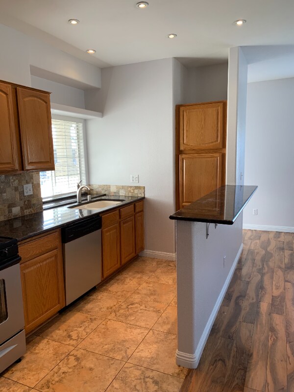 Foto del edificio - 6701 Squaw Mountain Dr