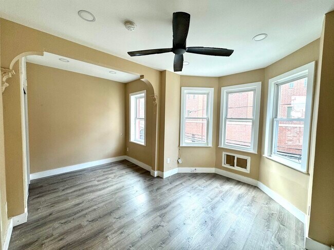 Foto del edificio - 266 Summit Ave