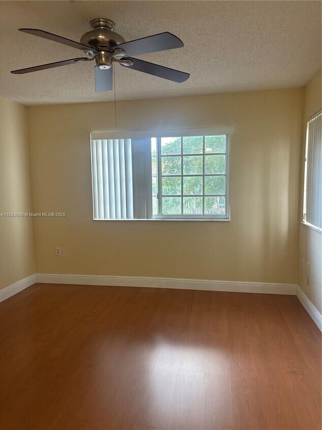 Primary Photo - 2091 Renaissance Blvd