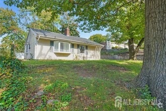 Building Photo - 67 Woodland Ave