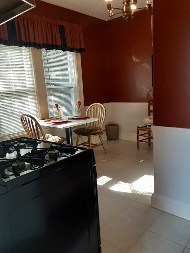 Building Photo - 970 Stevenson Rd