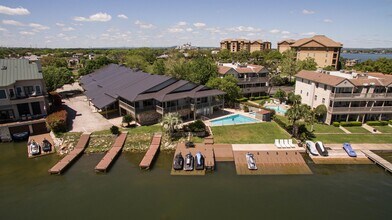 Building Photo - 104 Cove E