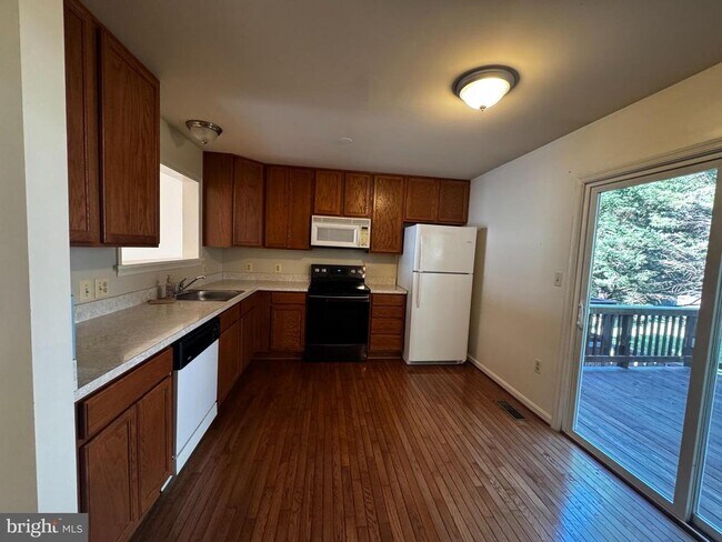 Foto del edificio - 41 Morton Ridge