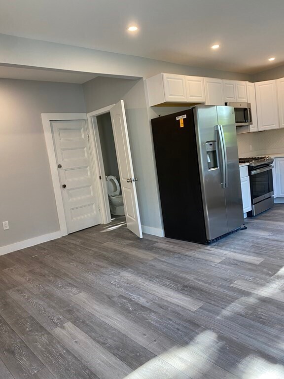 58 Webster St Unit 2, Haverhill, MA 01830 Apartment for Rent in