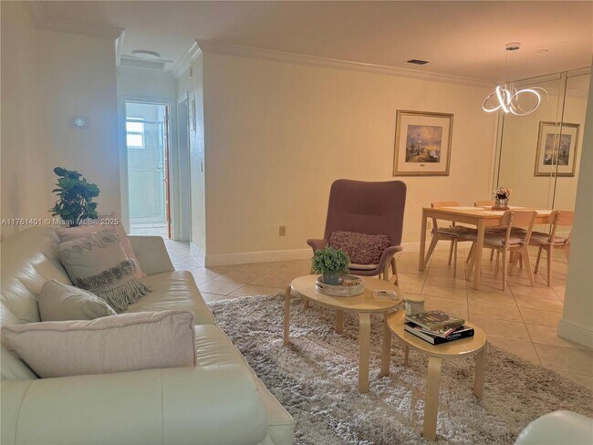 Foto del edificio - 3801 NE 22nd Terrace