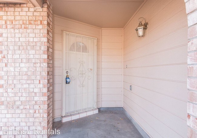 Foto del edificio - 3 br, 2 bath House - 4732 Loma De Cobre Drive