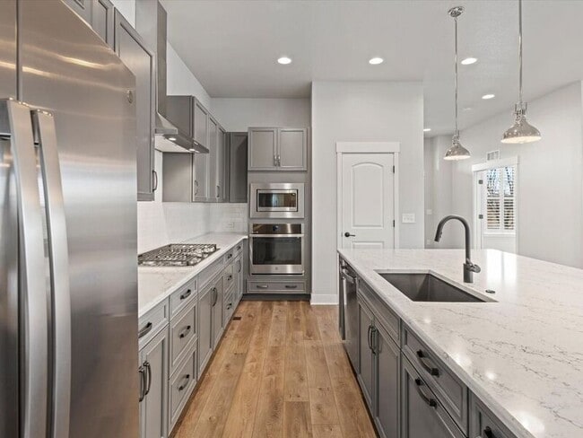 Building Photo - 21201 E 60th Ave