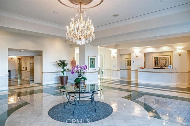 Primary Photo - 850 E Ocean Blvd