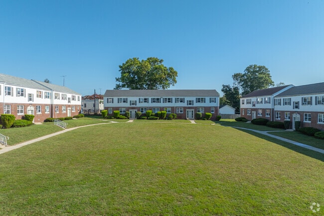 Foto del edificio - Pleasant Harbor Apartments