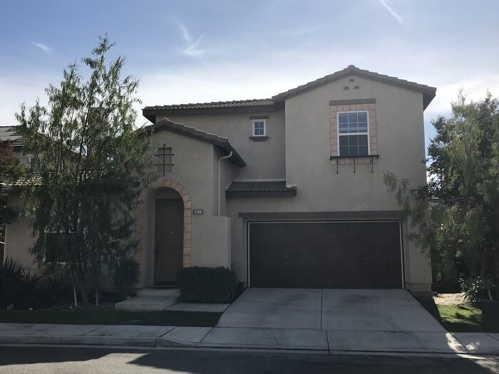 Primary Photo - 4 bedroom with SOLAR in South Temecula!