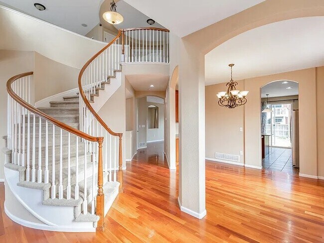 Foto del edificio - 5255 Clovervale Cir