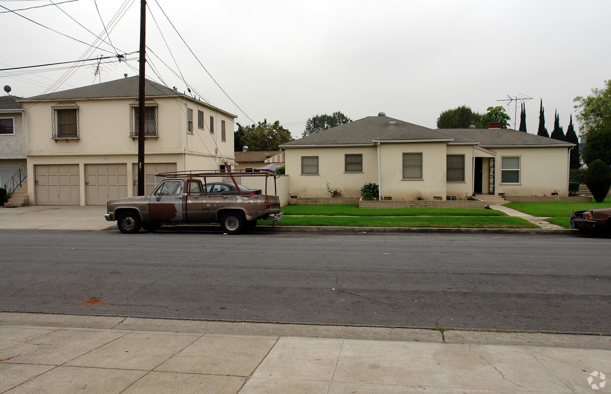 Primary Photo - 800 S Flower St