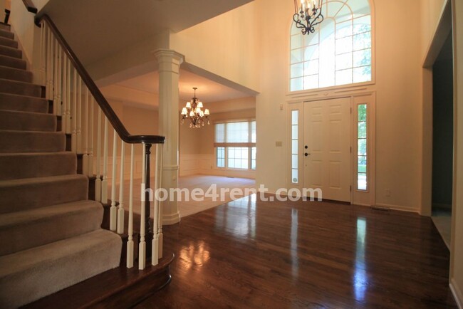 Building Photo - 13104 Pawnee Ln