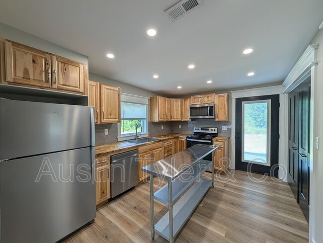 Foto del edificio - 2992 Smith St