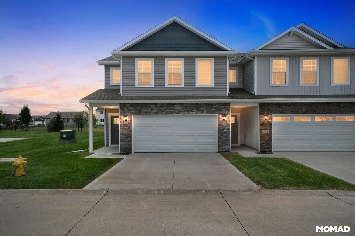 Foto principal - 912 Maywood Ln