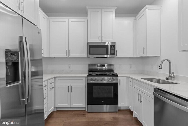 Foto del edificio - 123 Stoutsburg Blvd