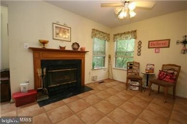 Foto del edificio - 15640 Montview Dr