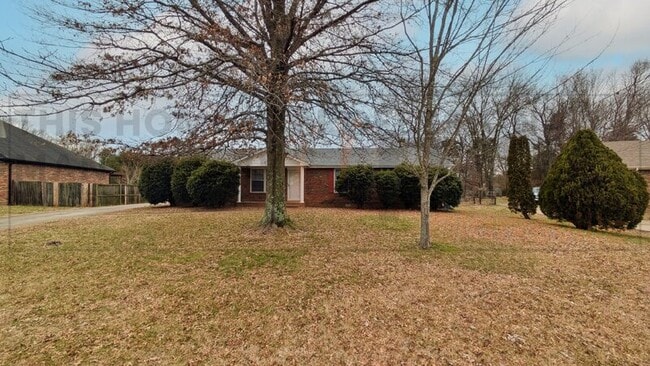 Building Photo - 3412 Melrose Dr