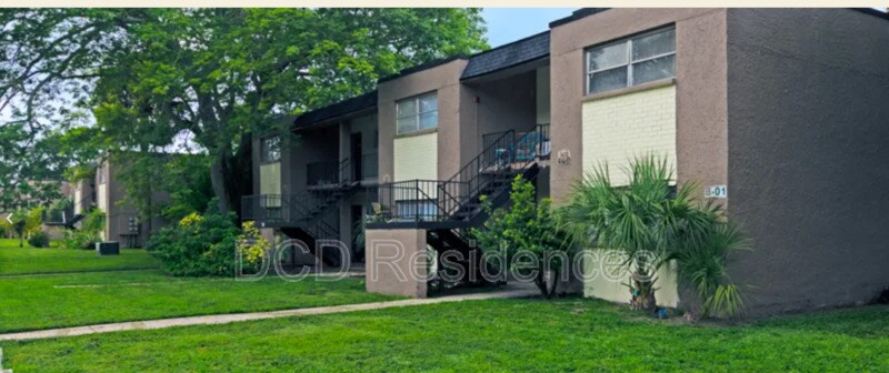 Foto principal - 5504 Pine Forest Ct