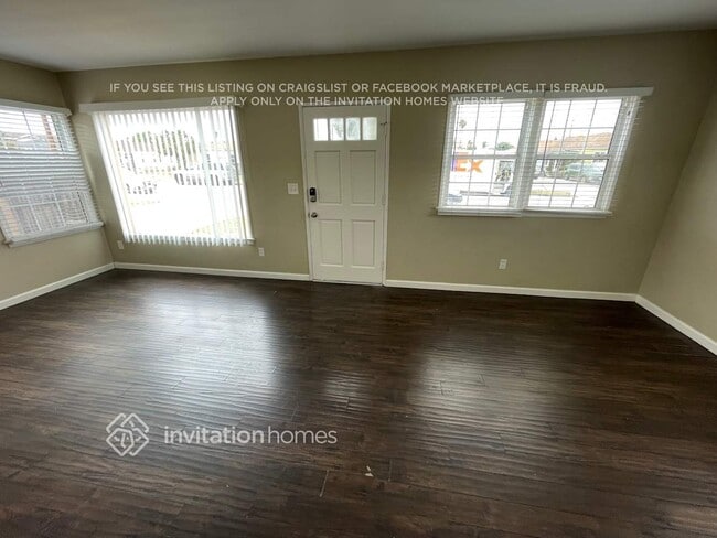 Foto del edificio - 1310 W 219th St