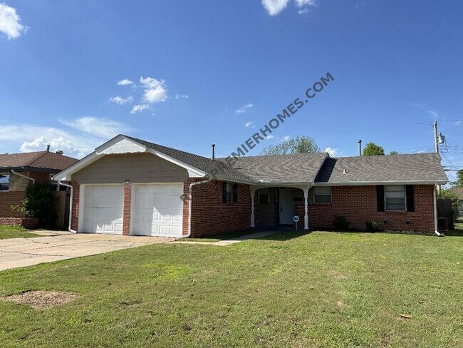 Building Photo - 2621 SW 55th St