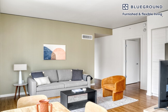 Building Photo - 1430 2nd Ave