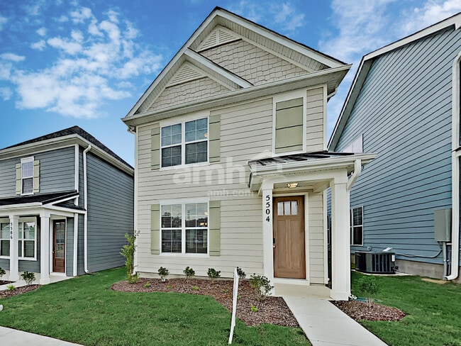 Building Photo - 5504 Central Grove Square