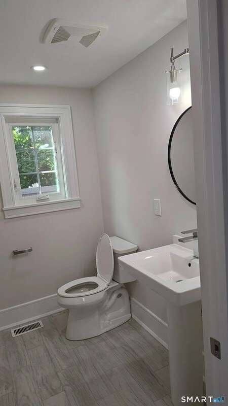 Building Photo - 42 Poe Ct
